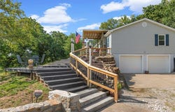 6804 Woodend Avenue, Kansas City, KS 66106