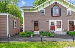 97 Narragansett Avenue, Newport, RI 02840