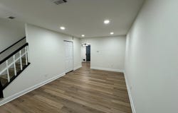 207 SAINT JOHNS SQUARE, STERLING, VA 20164