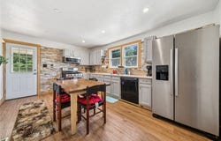 156 College Ave, Plum Boro, PA 15239