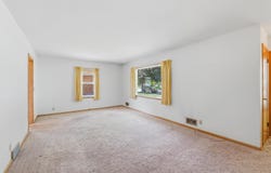 75 S RESERVE Avenue, FOND DU LAC, WI 54935