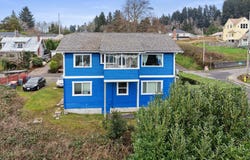 3496 Harrison Ave, Astoria, OR 97103