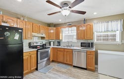 538 Nolin Park Rd, Clarkson, KY 42726