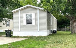 490 Linda Lane, Lynwood, IL 60411