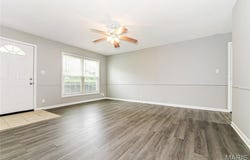 807 N Ponca Drive, Independence, MO 64056