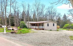 125 Kings Mountain Rd, Rockwood, PA 15557