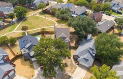 3825 Branch Hollow Circle, Carrollton, TX 75007
