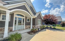 7571 Silverleaf Court, Sagamore Hills, OH 44067