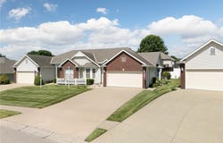 2904 Eastbrook Court, St Joseph, MO 64506