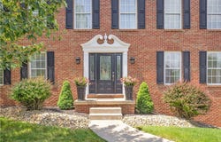 9107 Cherry Blossom Dr, Adams Twp, PA 16046