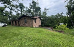 6190 Wisdom Dock Rd, Albany, KY 42602