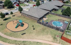 11516 SW 24th Street, Yukon, OK 73099
