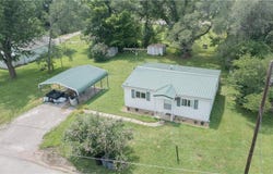 306 S Dallas Street, Maysville, MO 64469