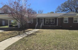 11 S Avalon Dr, North Little Rock, AR 72118