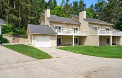 4680 CAMELOT 23, HARBOR SPRINGS, MI 49740