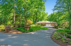 10060 HAMPTON ROAD, FAIRFAX STATION, VA 22039