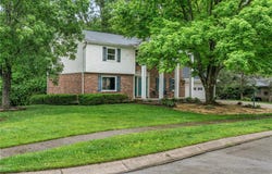 762 Chipplegate, Centerville, OH 45459
