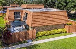 2551 Camelot Ct, Cooper City, FL 33026