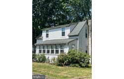 36 HILL STREET, MANTUA, NJ 08051
