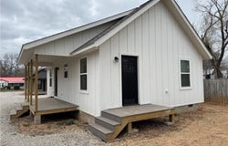 313 Douglas  ST, Berryville, AR 72616