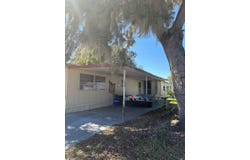 123 Hickory Drive, Tavares, FL 32778