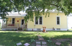 702 W Old Main Street, Milton, IA 52570