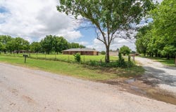 1720 County Road 1213, Tuttle, OK 73089