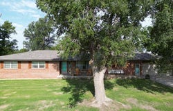 212 Farnsworth Street, Farnsworth, TX 79033
