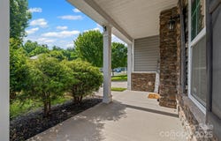 10426 Kempsford Drive, Charlotte, NC 28262