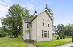 661 High Street, Fort Wayne, IN 46808-3440