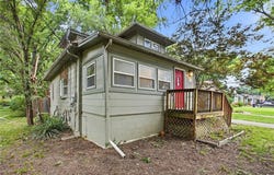 7740 Madison Avenue, Kansas City, MO 64114