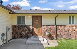 1319 W Newport, Meridian, ID 83646
