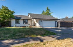3308 HONEYWOOD ST, Eugene, OR 97408