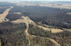 27710 Woodhaven Road, Edwards, MO 65326