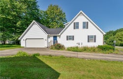 233 Robbies Run, Cortland, OH 44410