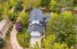9585 S Black Cat Rd, Kuna, ID 83634