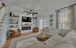 233 Silver Sloop Way, Carolina Beach, NC 28428