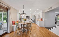 2500 Urbandale Lane N, Plymouth, MN 55447