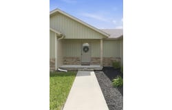 108 E Rosalie Street, Strafford, MO 65757