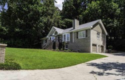 2058 LAKEVIEW LANE, BIRMINGHAM, AL 35244