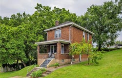 136 Arkansas Ave, Whitaker, PA 15120