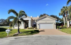 655 SW Long Key Ct, Port St Lucie, FL 34986