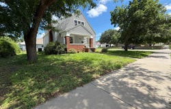 521 E Court St, Beloit, KS 67420