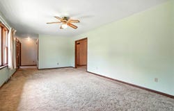 403 Flat Iron Dr, ColumbusJunction, IA 52738