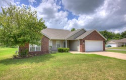 1504 Prier Lane, Webb City, MO 64870