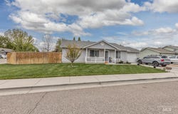 2601 Winesap Ave, Fruitland, ID 83619