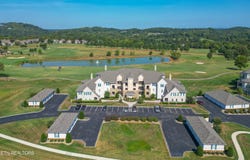 535 Rarity Bay Pkwy, Vonore, TN 37885