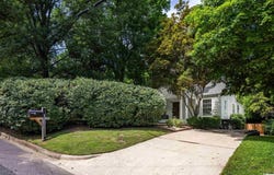 121 CHERRY STREET, MOUNTAIN BROOK, AL 35213