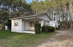 2737 County Road 633, Grawn, MI 49637