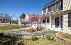 14 Wood Ln, Lawrence, MA 01843